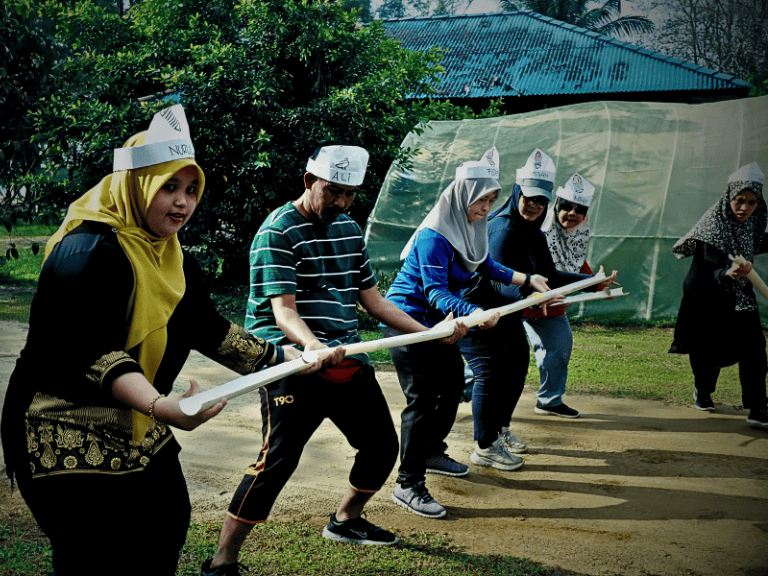 Teambuilding activity 1 - gem-asia